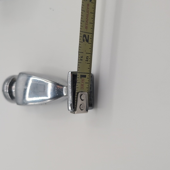 Vintage Diner Silver Toned Salt and Pepper Shakers - Picture 10 of 10